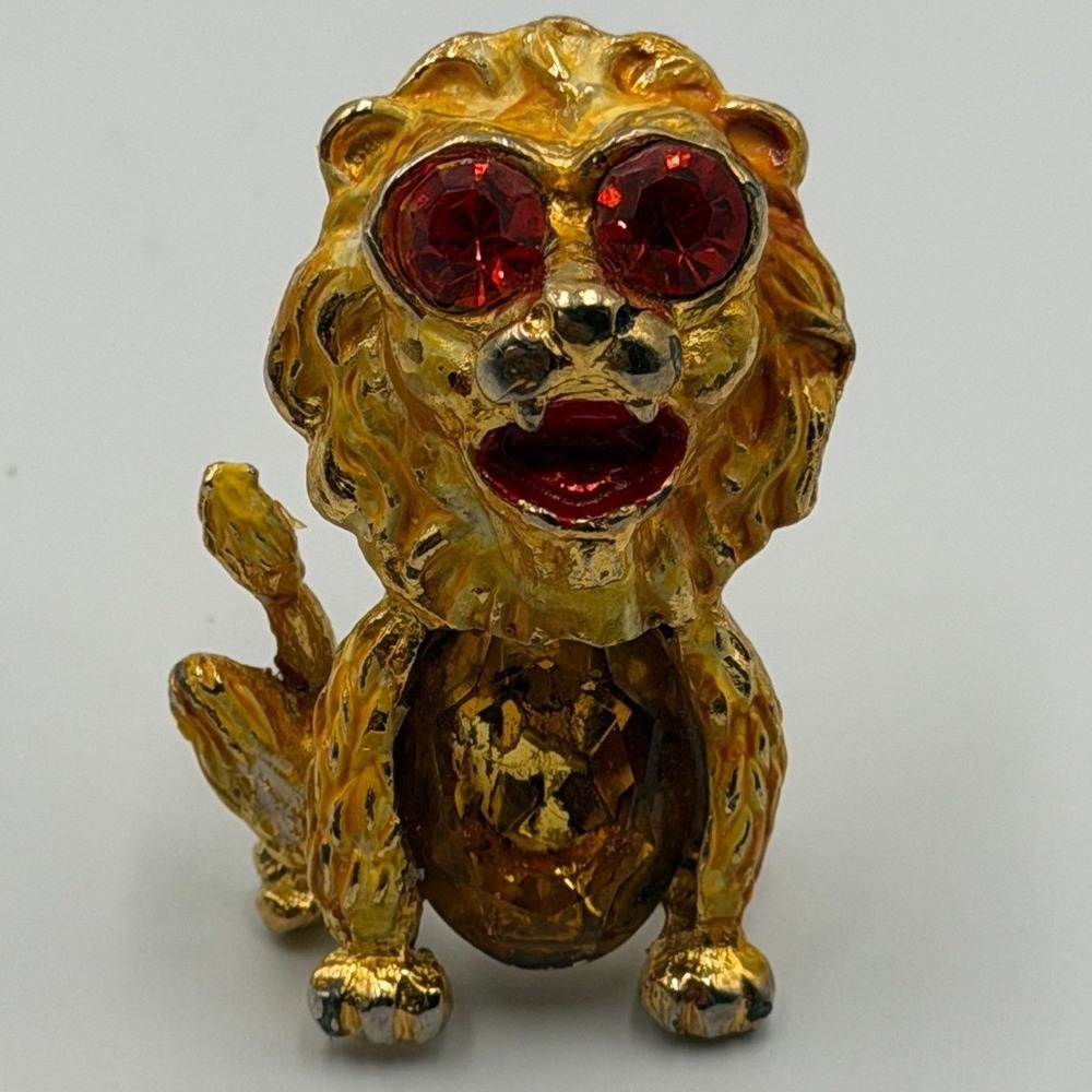 Vintage Gold Tone Lion Brooch Red Rhinestone Eyes Amber Crystal Belly Figural